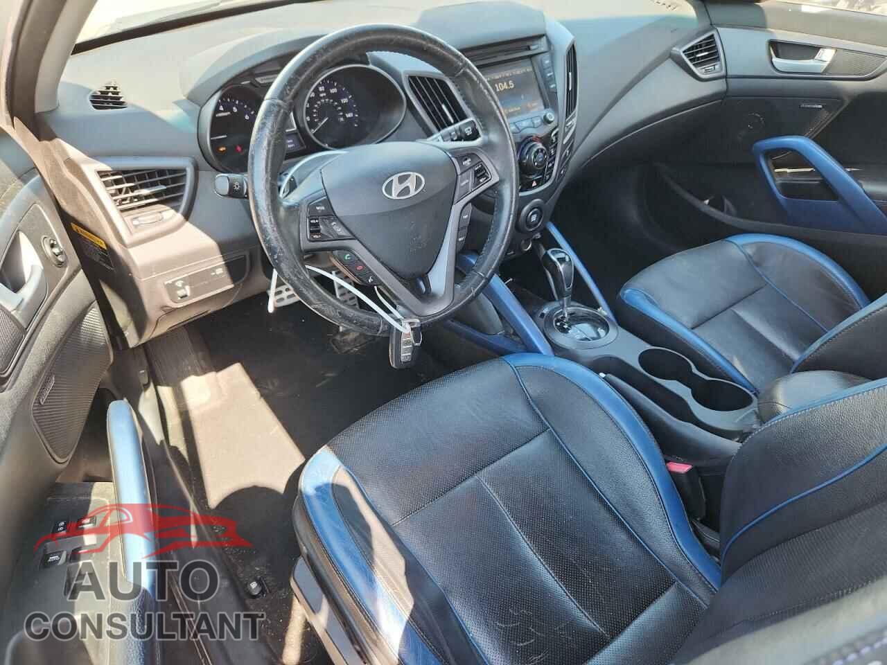 HYUNDAI VELOSTER 2013 - KMHTC6AE5DU128357