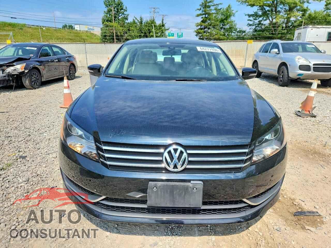 VOLKSWAGEN PASSAT 2014 - 1VWAP7A35EC003562