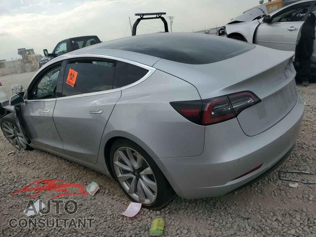 TESLA MODEL 3 2018 - 5YJ3E1EB3JF091217
