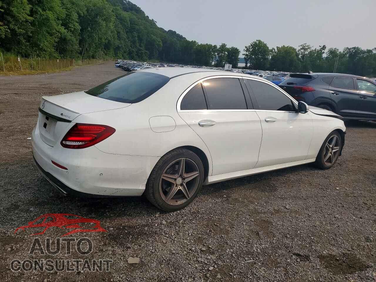 MERCEDES-BENZ E-CLASS 2017 - WDDZF4KB2HA031743