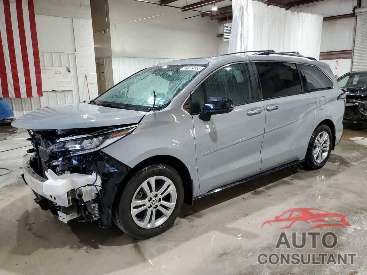 TOYOTA SIENNA 2023 - 5TDDSKFC7PS100127