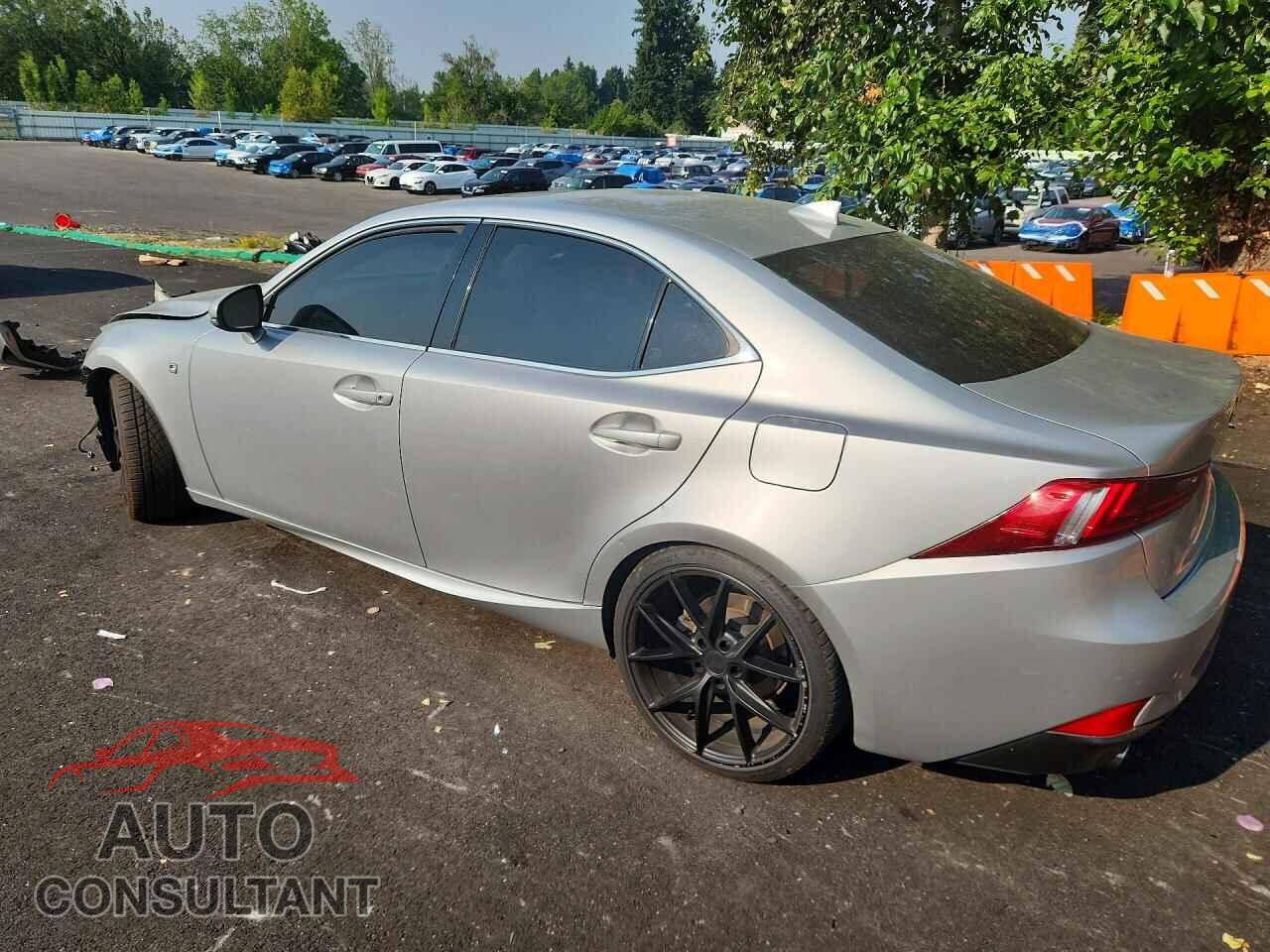 LEXUS IS 2014 - JTHCF1D24E5011069
