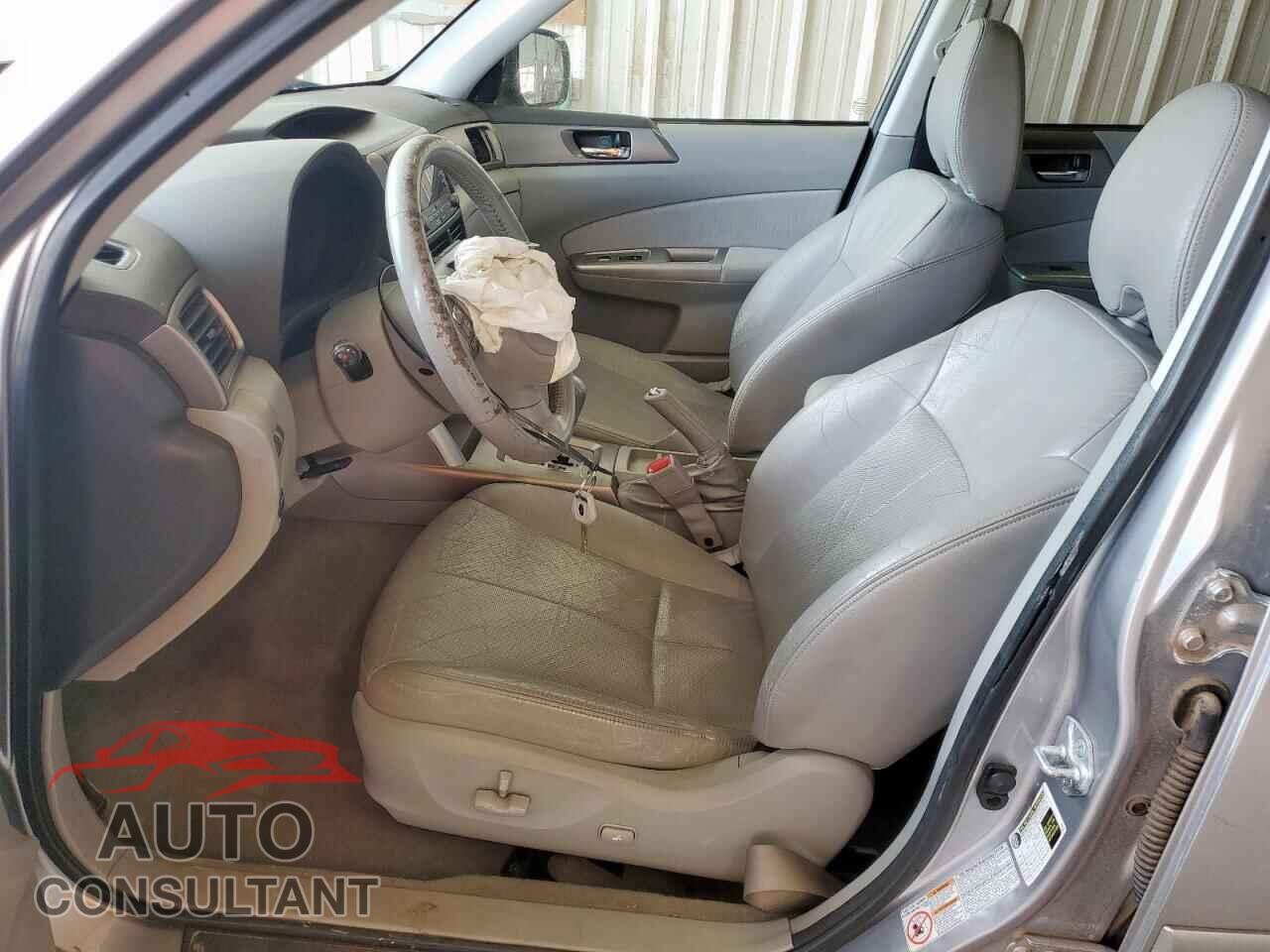 SUBARU FORESTER 2009 - JF2SH64639H701537