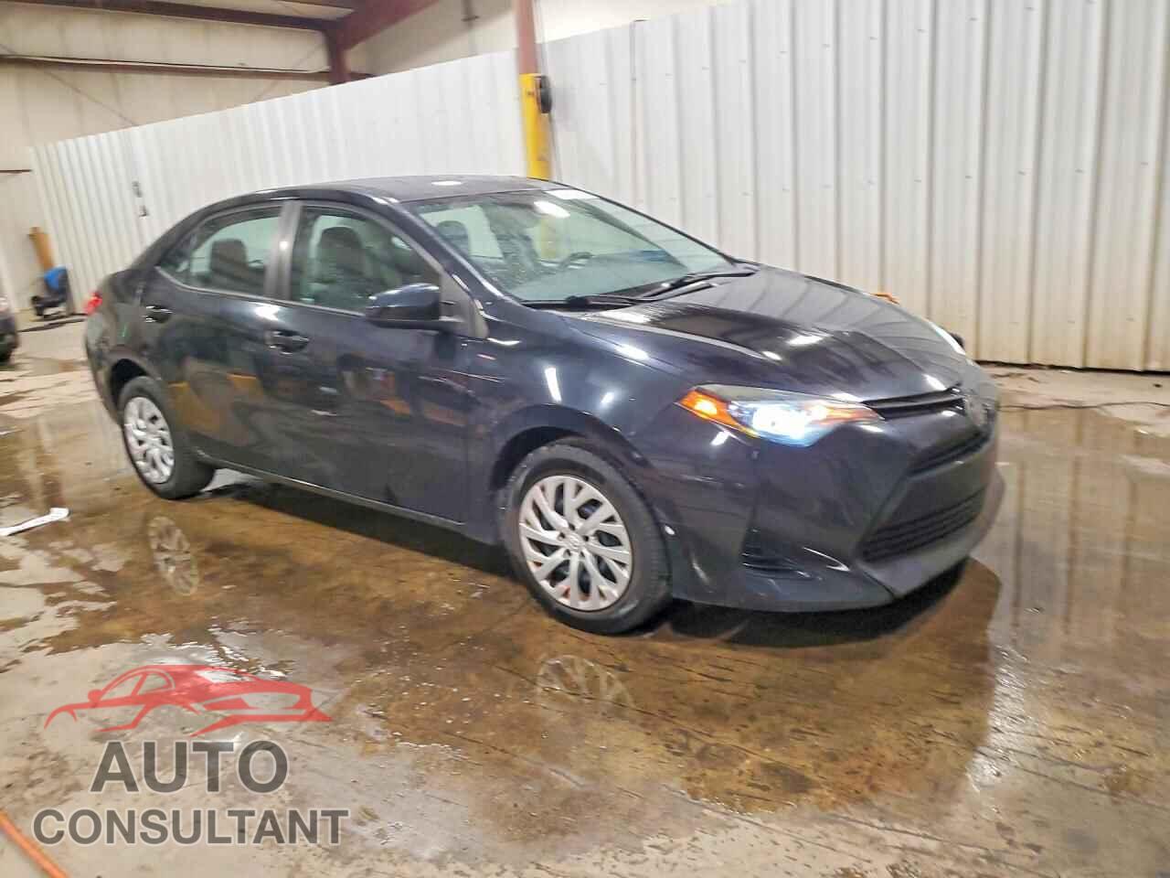 TOYOTA COROLLA 2018 - 5YFBURHE3JP768063