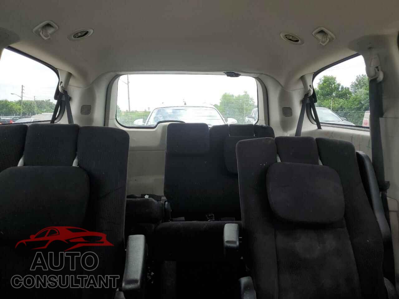 DODGE CARAVAN 2011 - 2D4RN3DG4BR742396