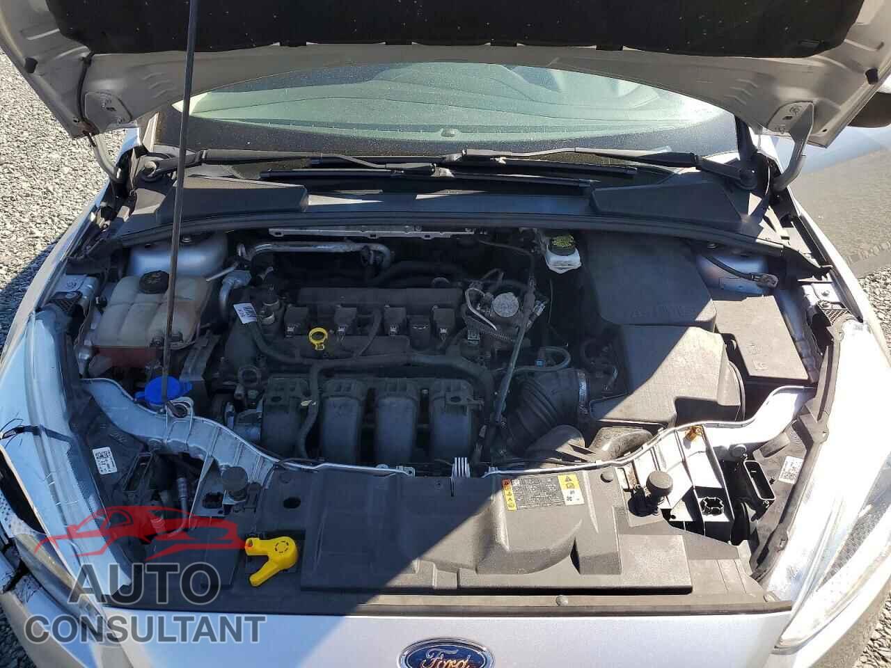 FORD FOCUS 2017 - 1FADP3E29HL325643