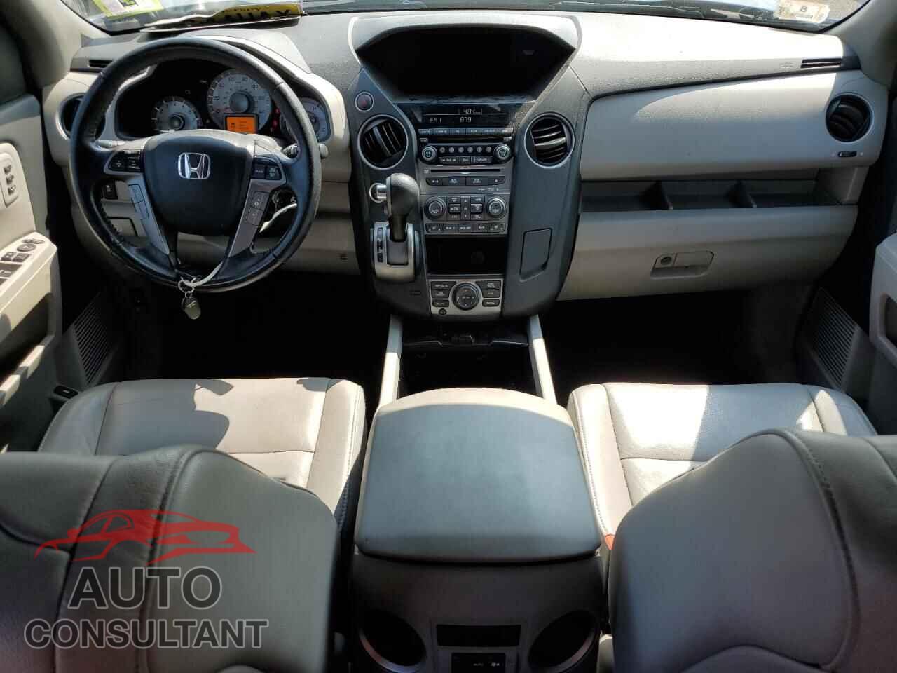 HONDA PILOT 2013 - 5FNYF4H90DB044809