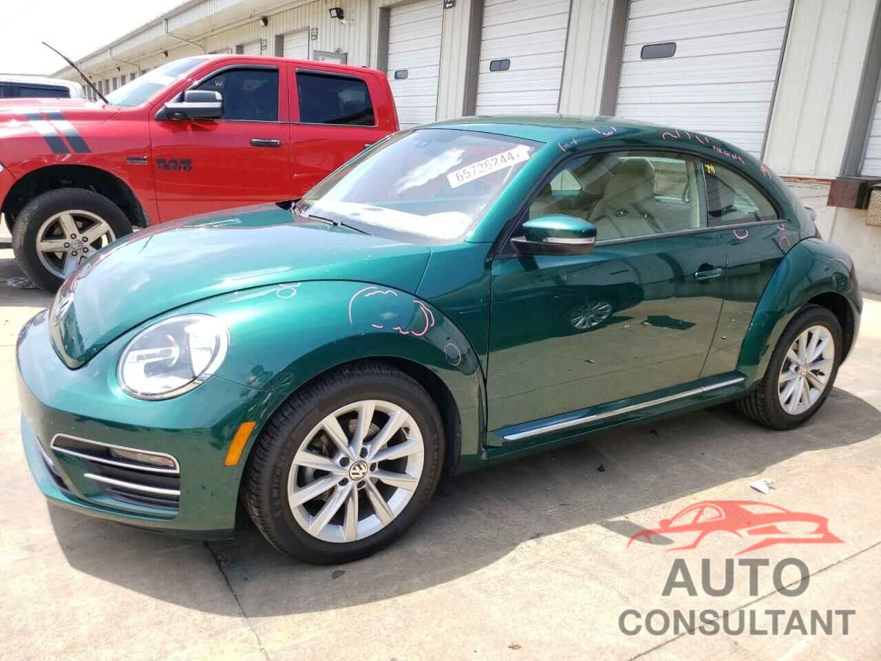 VOLKSWAGEN BEETLE 2017 - 3VWJ17AT5HM630251