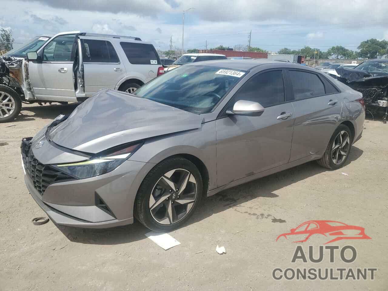 HYUNDAI ELANTRA 2023 - KMHLS4AG7PU471264