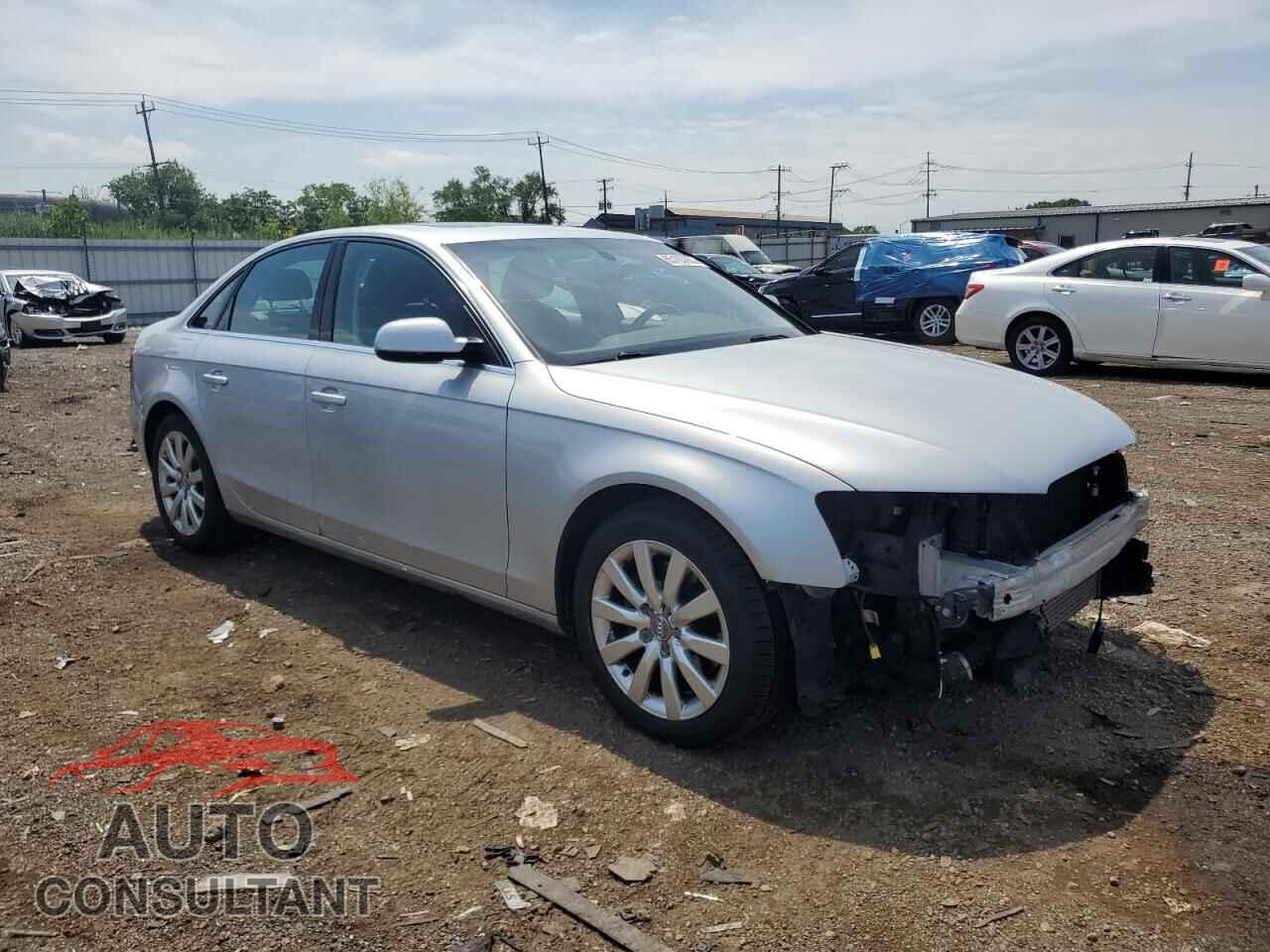 AUDI A4 2013 - WAUBFAFL8DN040427