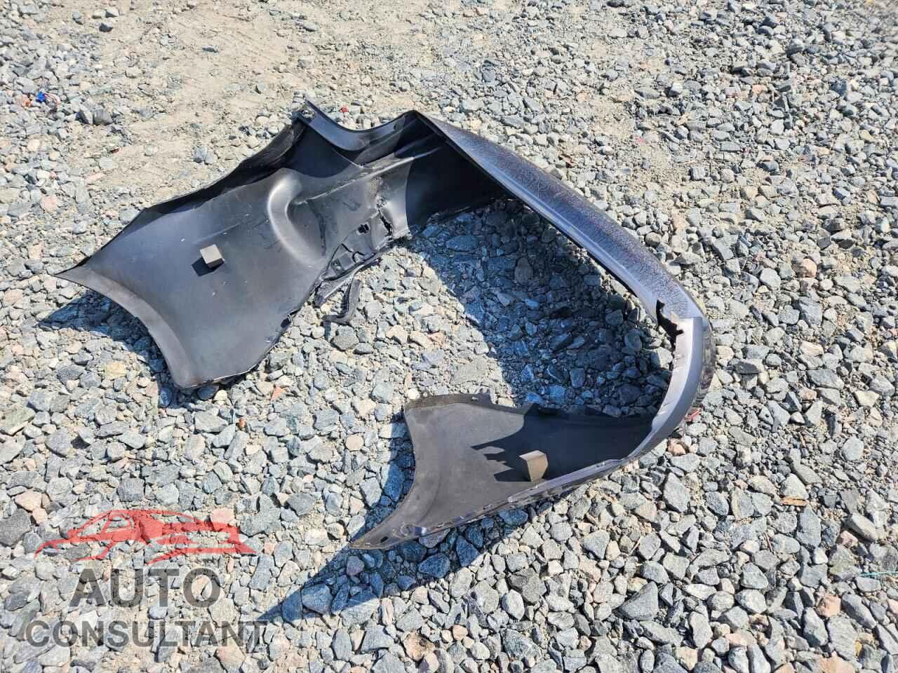 LEXUS IS 2014 - JTHBE1D22E5014096