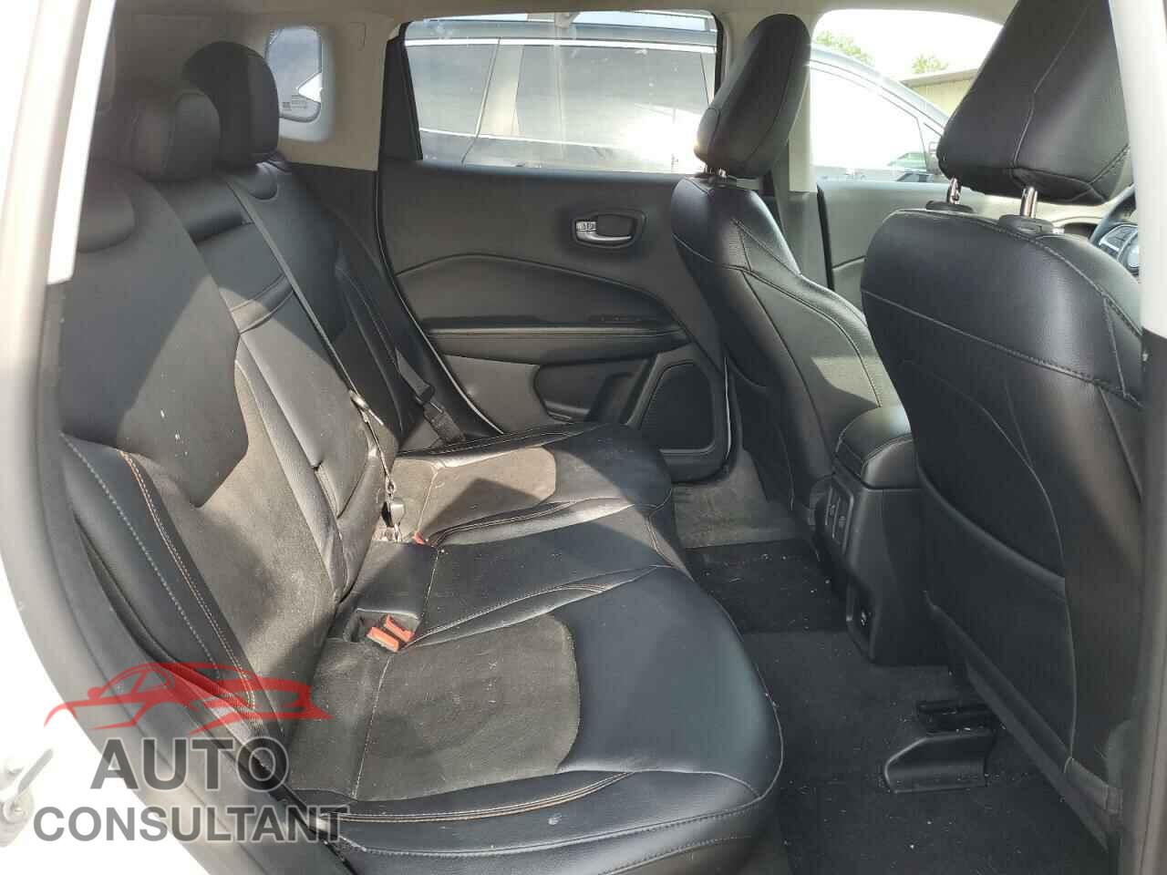 JEEP COMPASS 2017 - 3C4NJDBB9HT674848