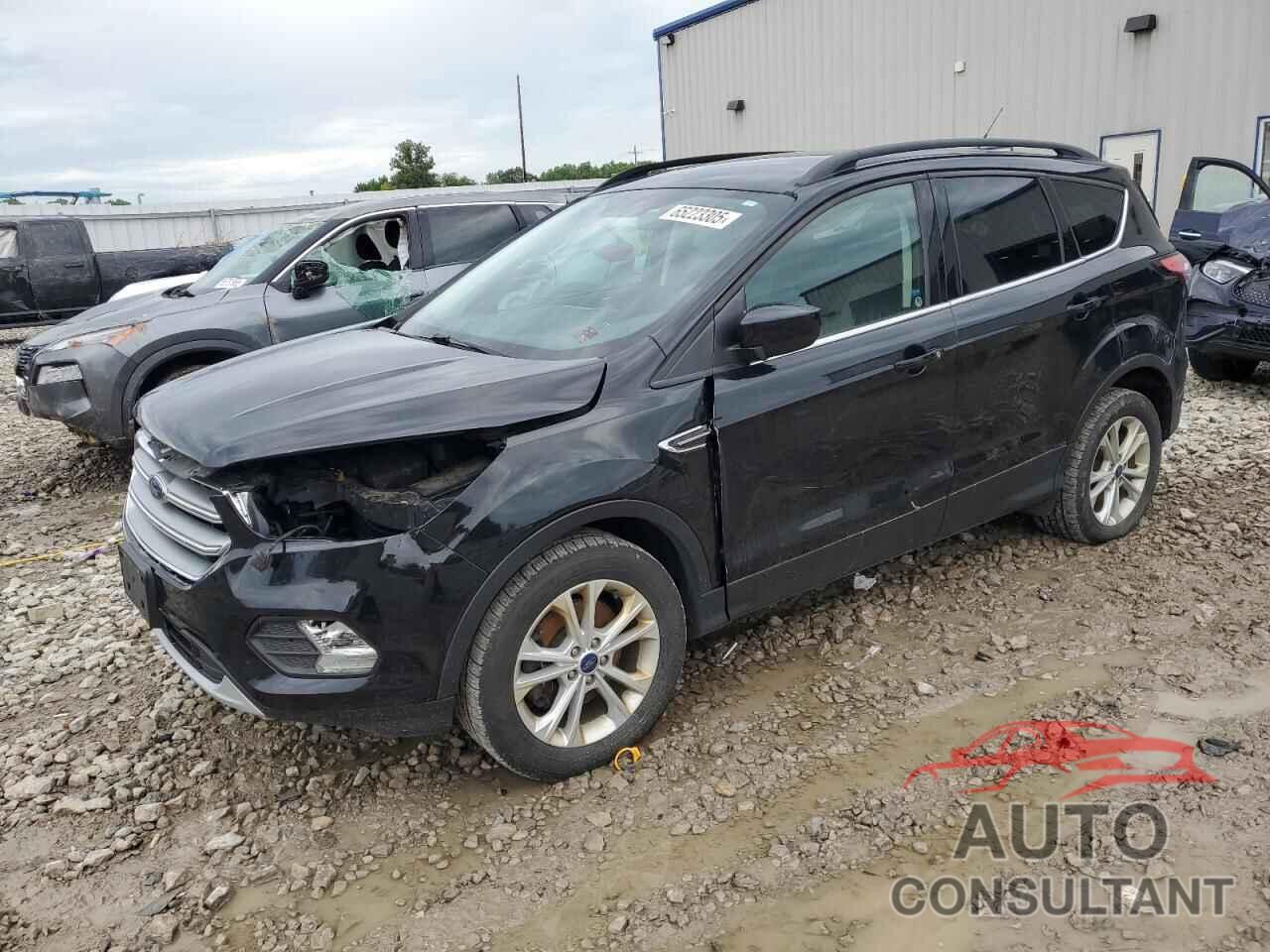 FORD ESCAPE 2017 - 1FMCU9GD3HUE15067