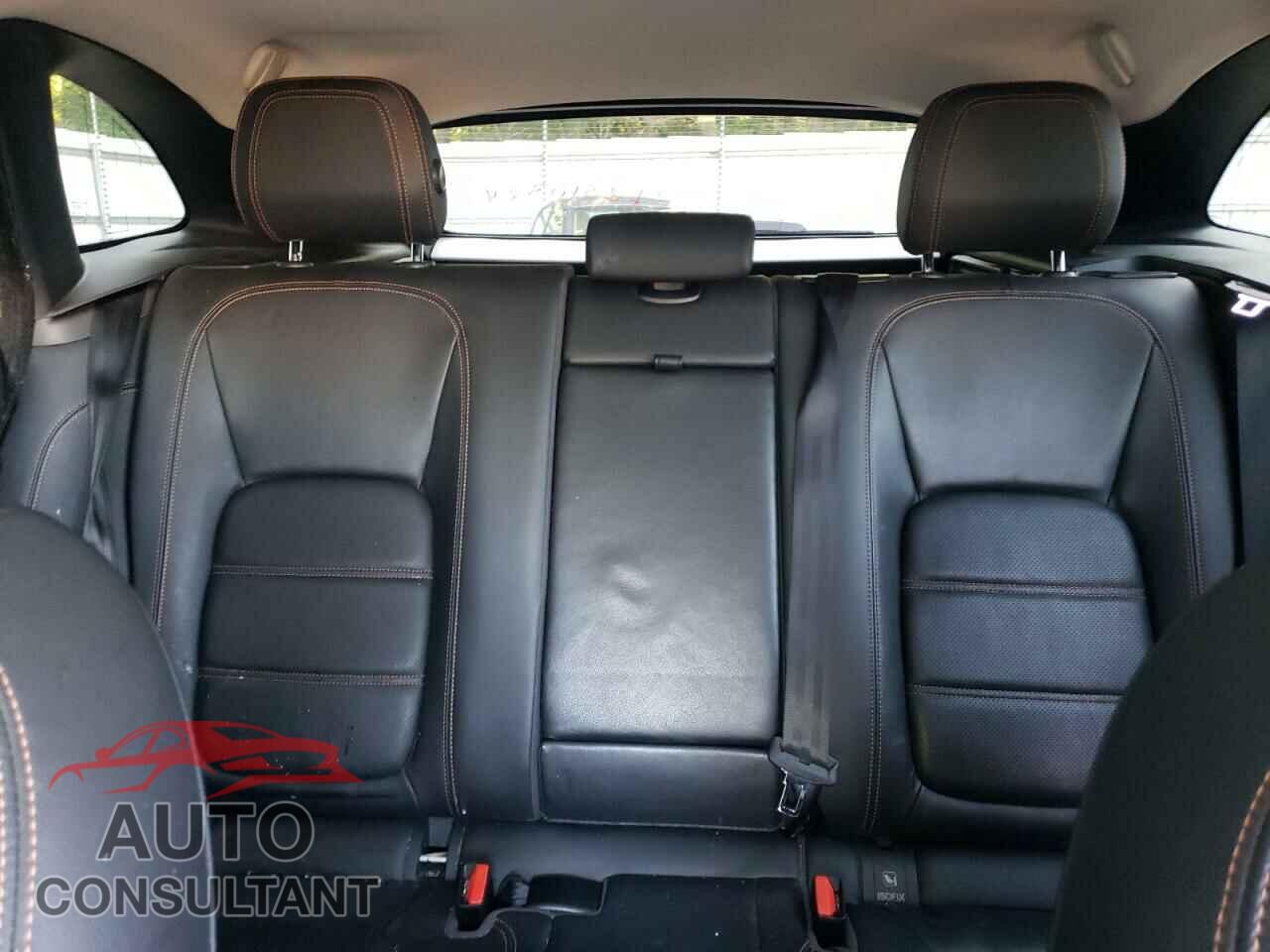 JAGUAR F-PACE 2017 - SADCK2BV7HA491494
