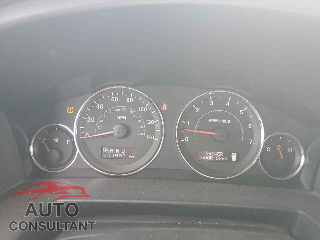 JEEP COMMANDER 2009 - 1J8HG48KX9C519220