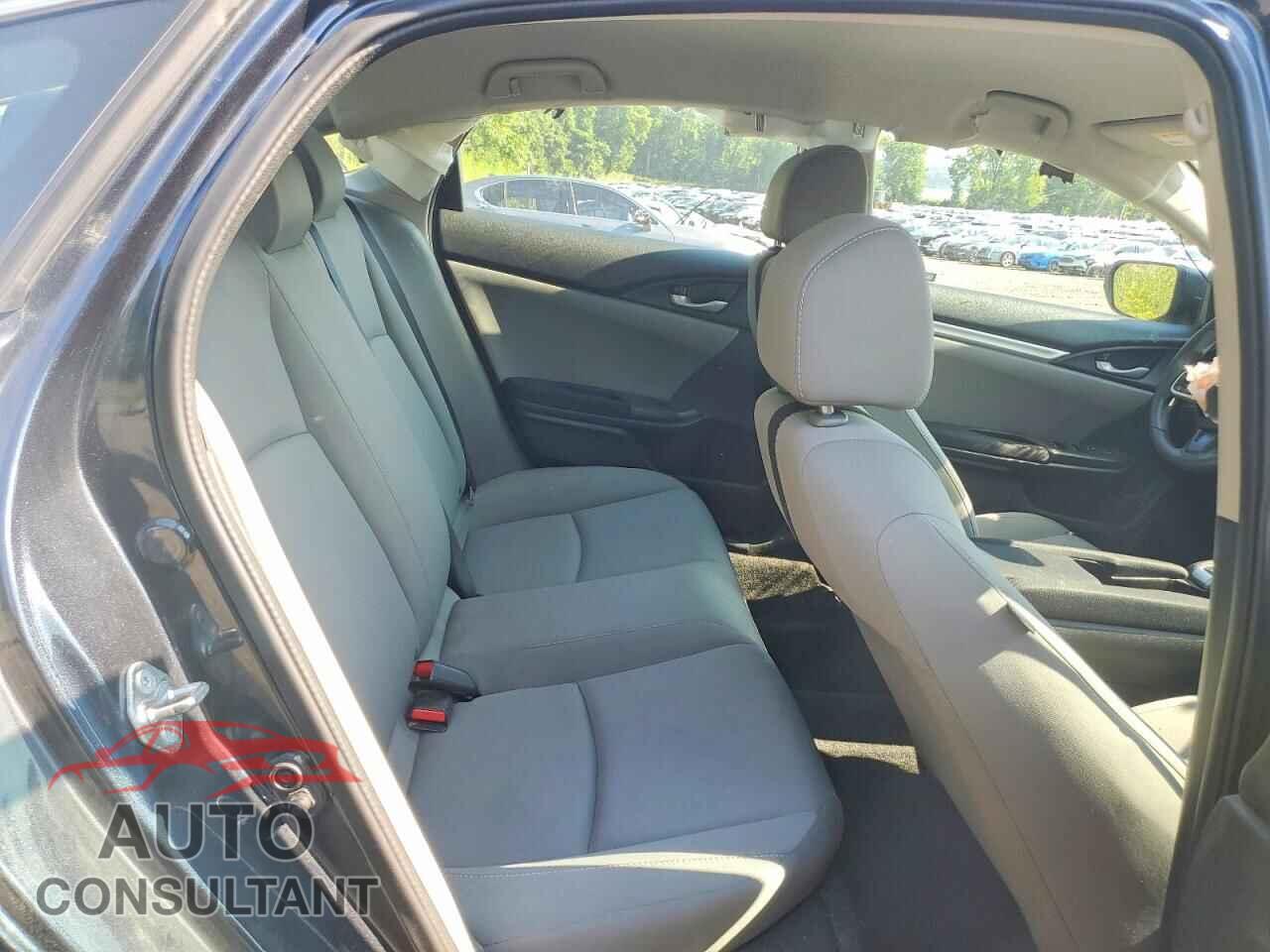 HONDA CIVIC 2017 - 2HGFC2F58HH577397