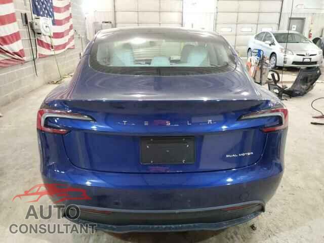 TESLA MODEL 3 2024 - 5YJ3E1EBXRF797127