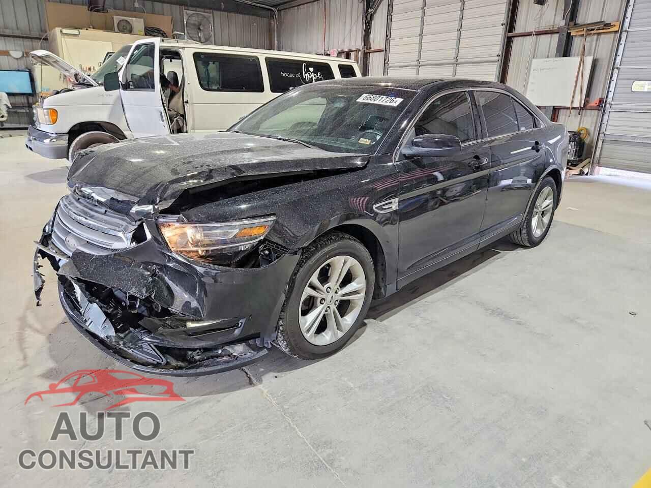 FORD TAURUS 2015 - 1FAHP2E82FG161092