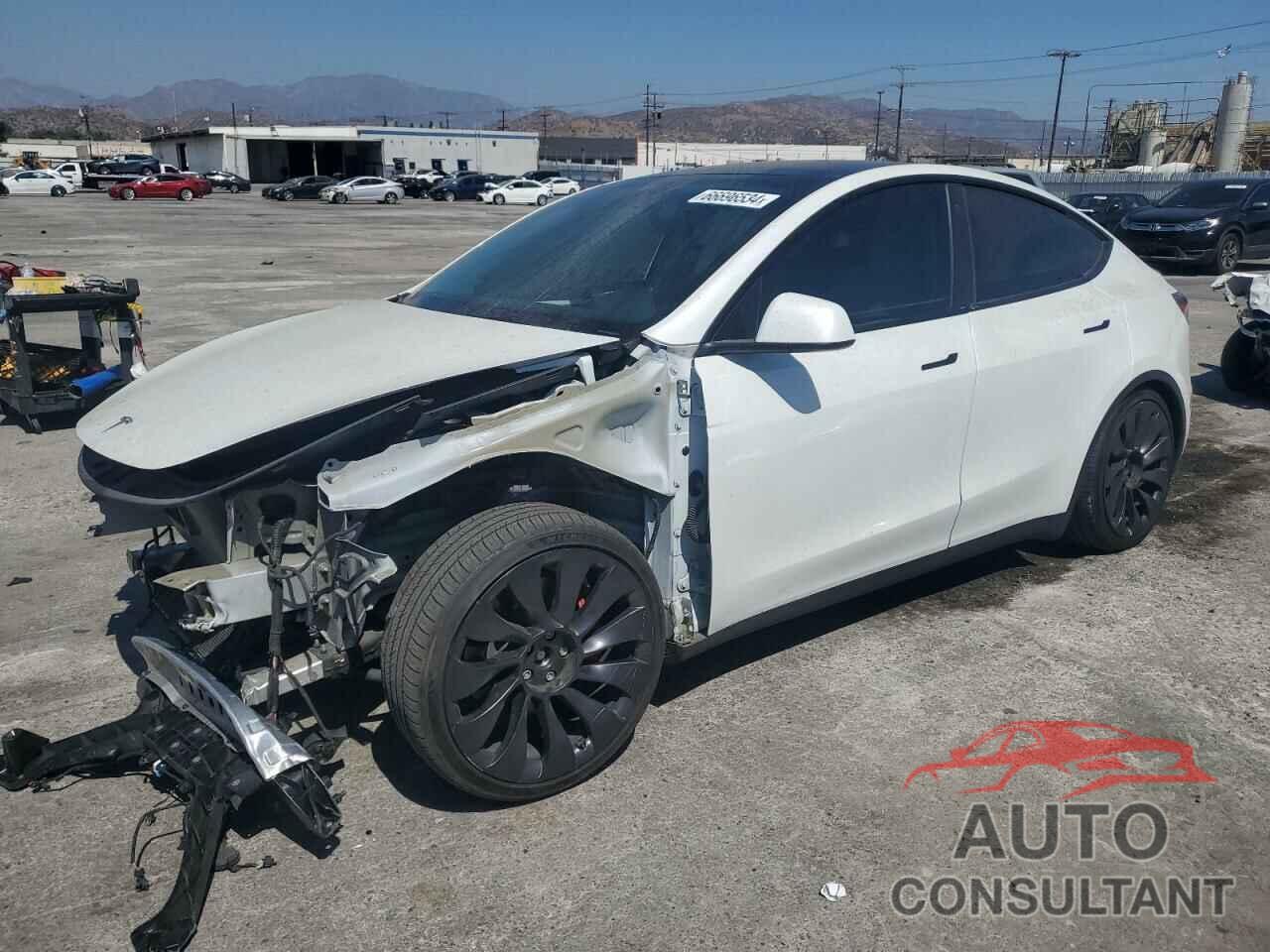 TESLA MODEL Y 2023 - 7SAYGDEF7PF605232