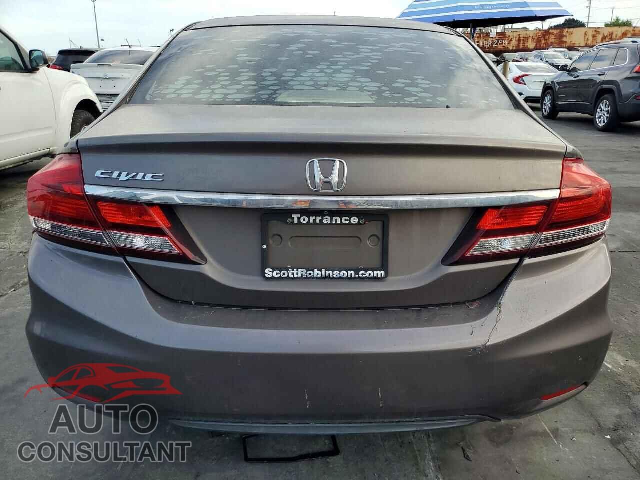 HONDA CIVIC 2013 - 2HGFB2F54DH547326