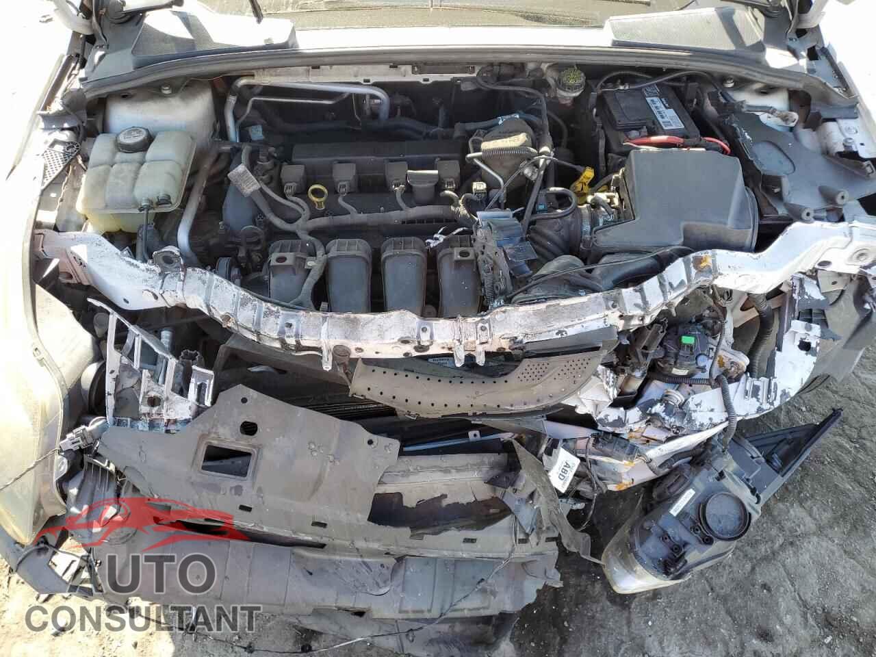 FORD FOCUS 2012 - 1FAHP3F2XCL175597