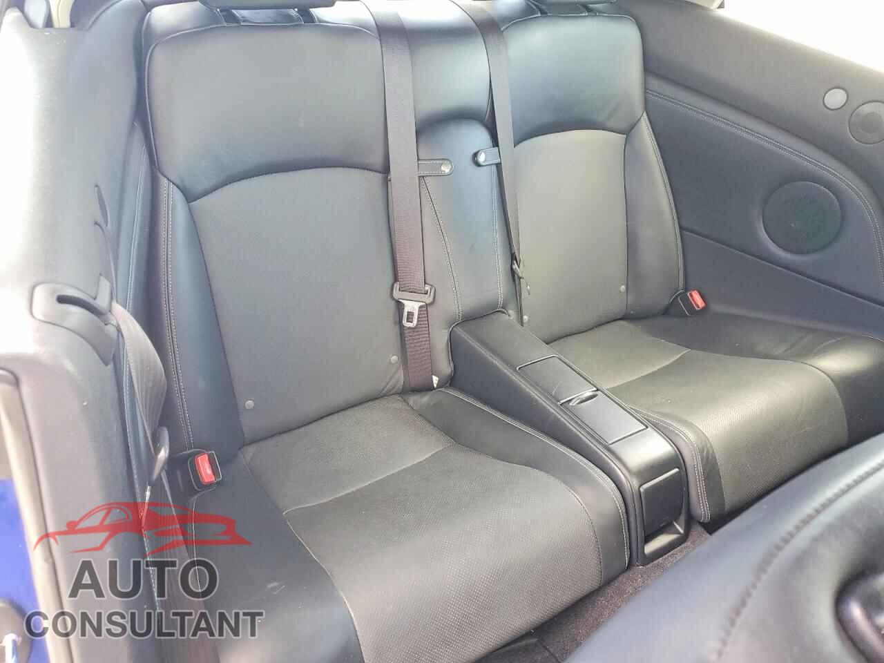 LEXUS IS 2010 - JTHFE2C29A2500358