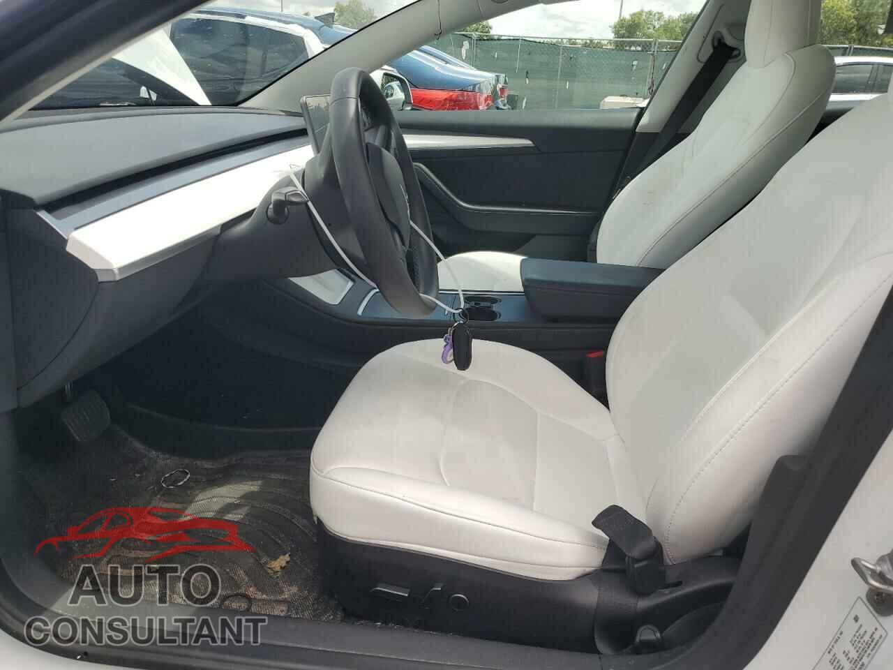 TESLA MODEL 3 2023 - 5YJ3E1EA5PF425392