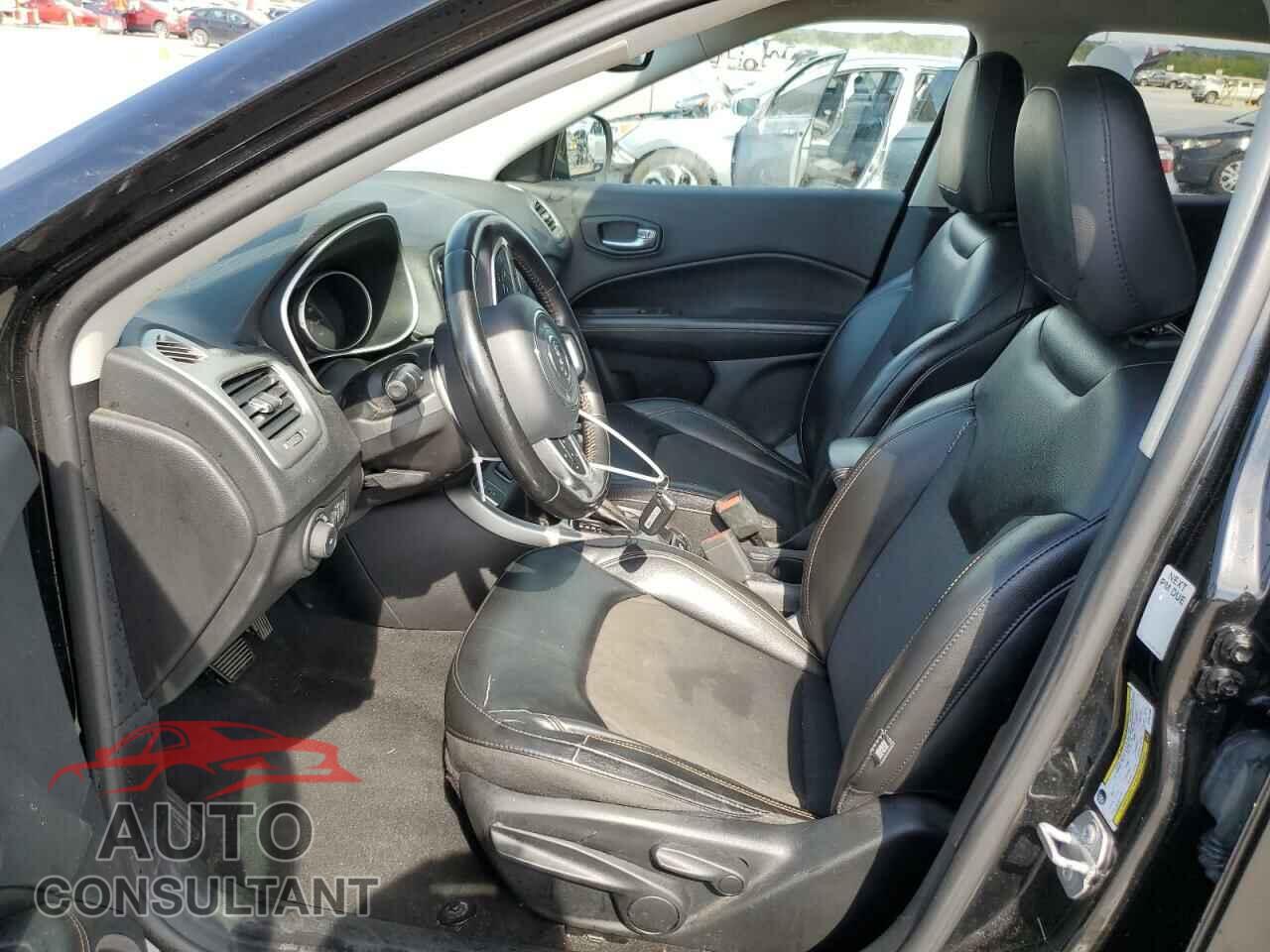 JEEP COMPASS 2019 - 3C4NJCBB6KT651996