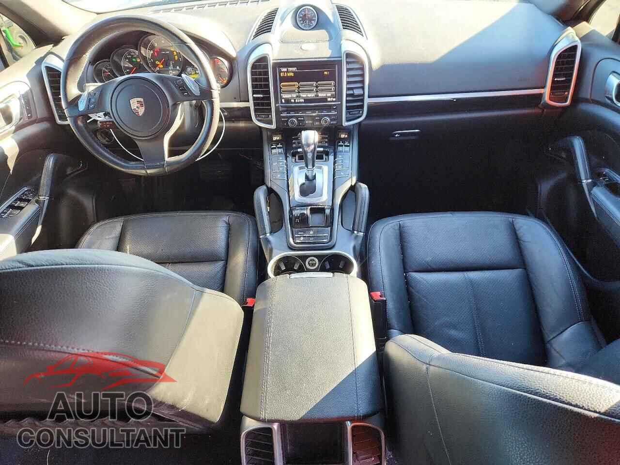PORSCHE CAYENNE 2012 - WP1AA2A25CLA12644