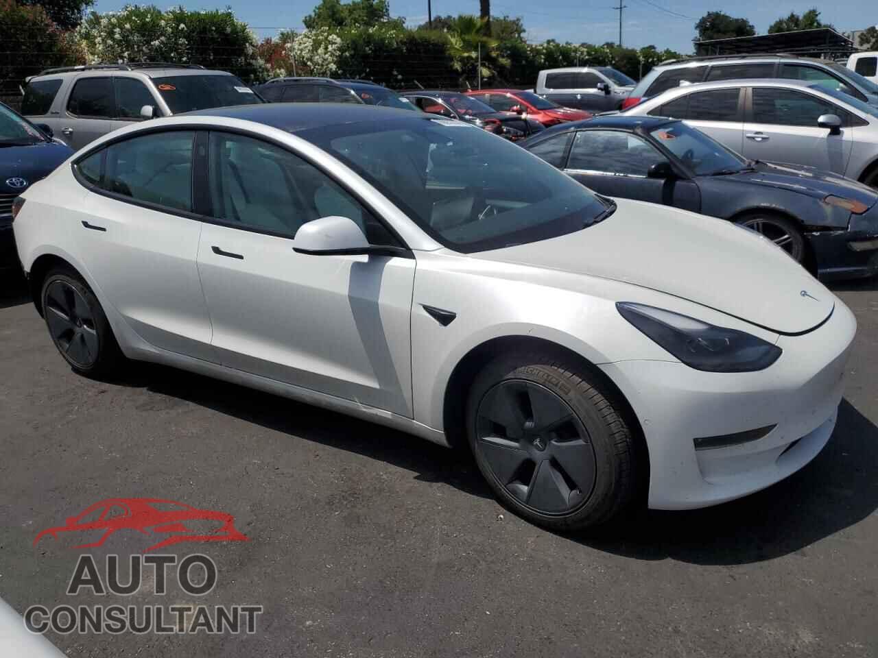 TESLA MODEL 3 2021 - 5YJ3E1EB2MF013371