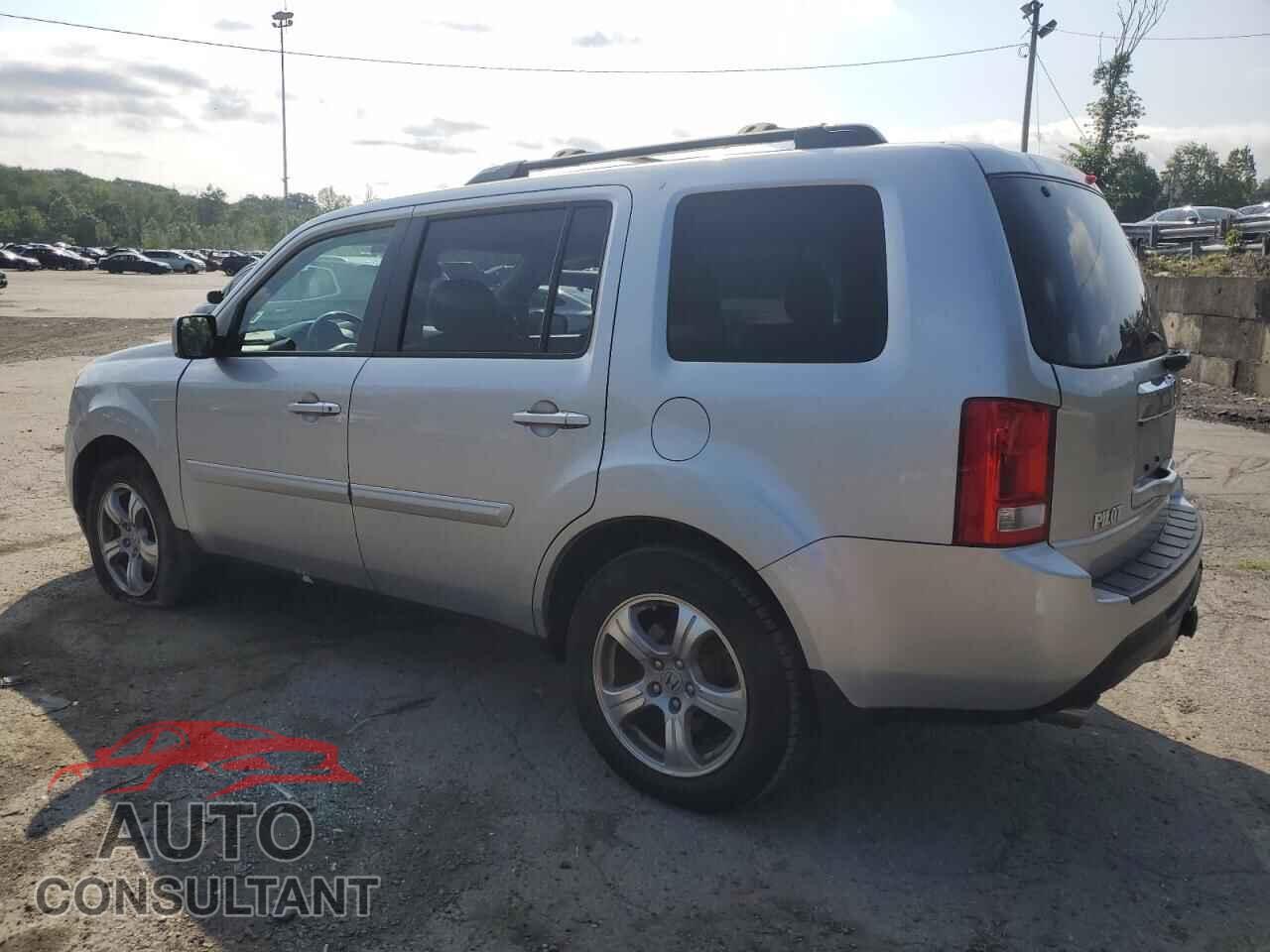 HONDA PILOT 2013 - 5FNYF4H52DB068302