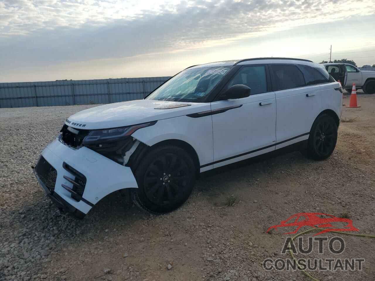 LAND ROVER RANGEROVER 2018 - SALYL2RV8JA746043