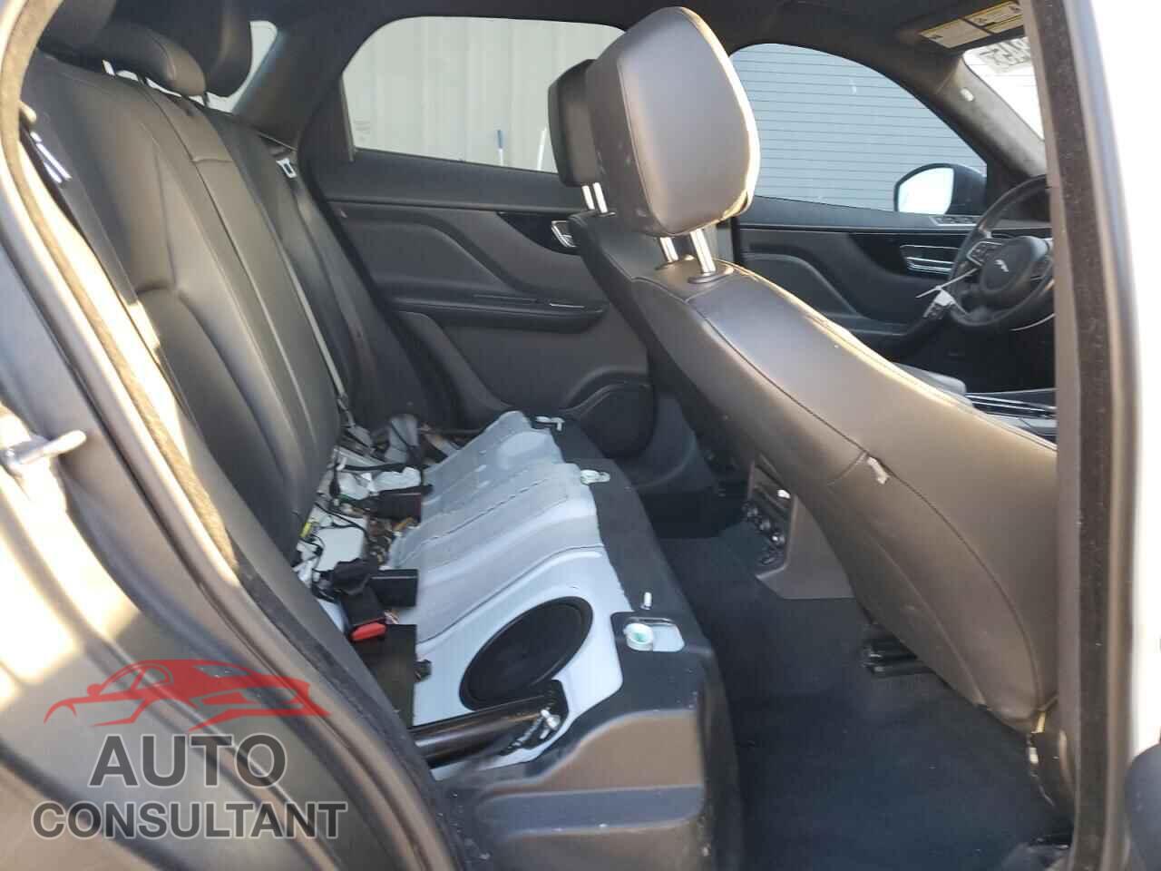 JAGUAR F-PACE 2020 - SADCJ2FX2LA645505