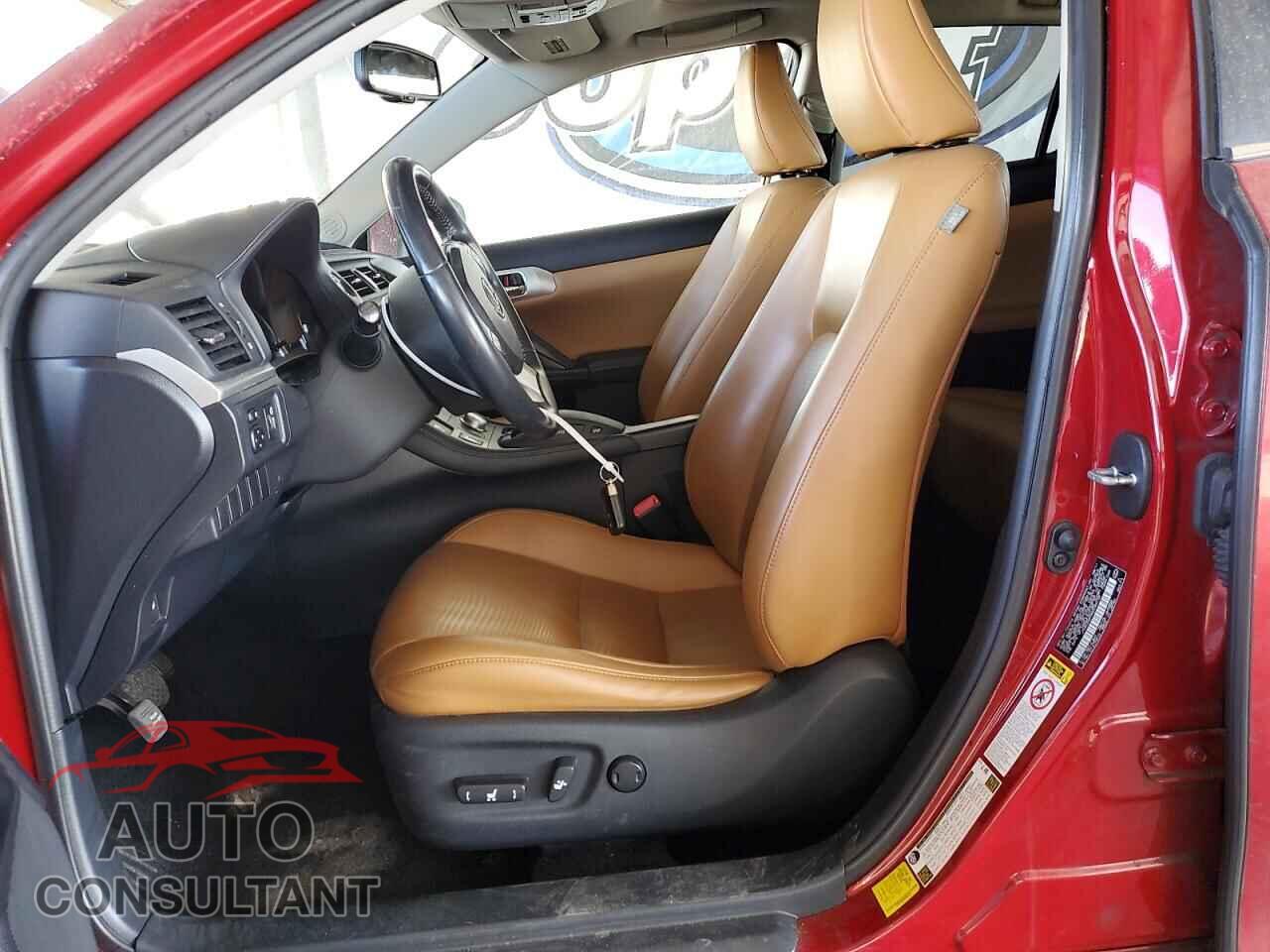 LEXUS CT 200 2011 - JTHKD5BH9B2045134