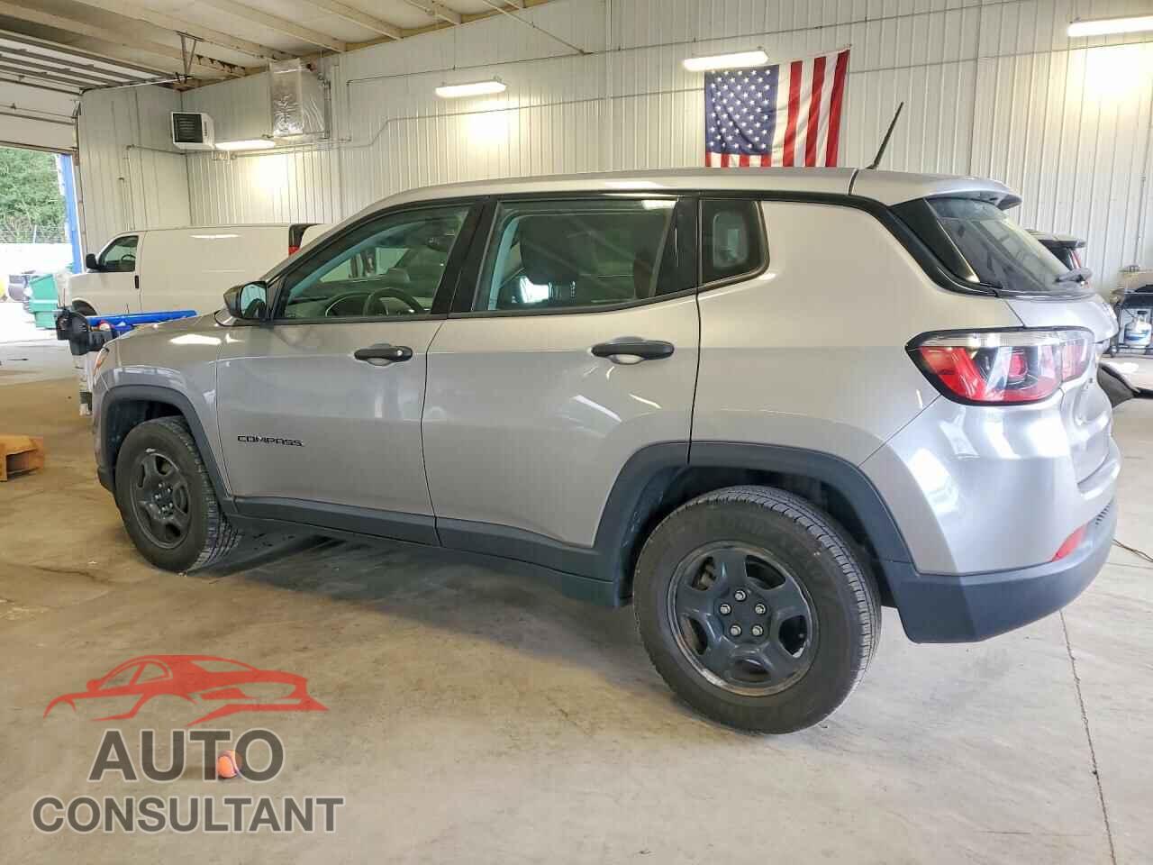 JEEP COMPASS 2018 - 3C4NJCAB2JT193194