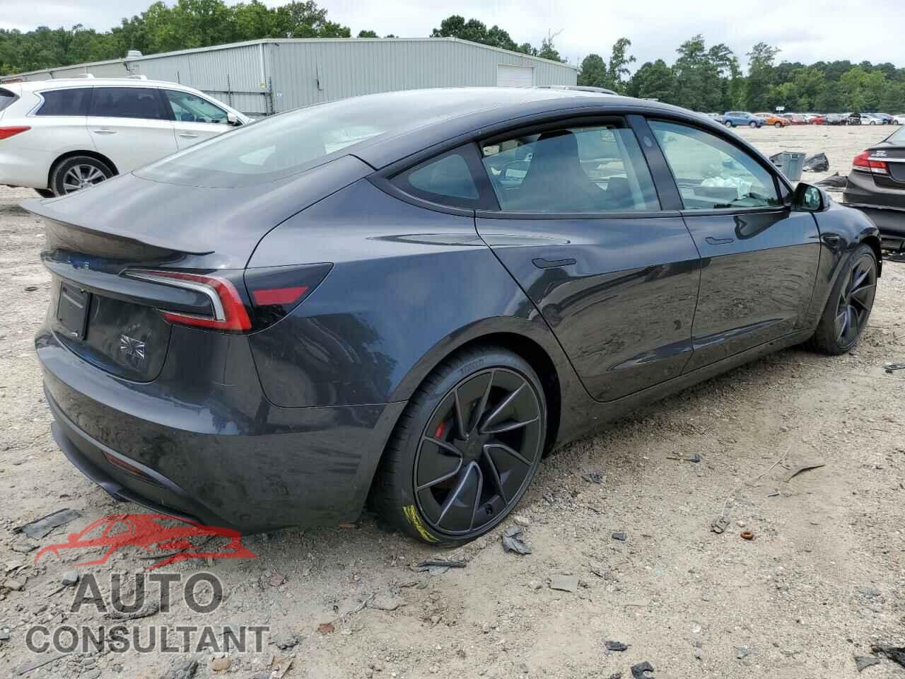 TESLA MODEL 3 2024 - 5YJ3E1ET4RF808566