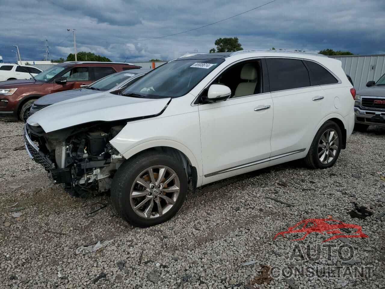 KIA SORENTO 2017 - 5XYPK4A52HG311266
