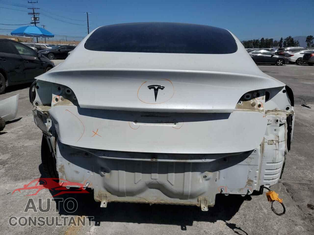 TESLA MODEL 3 2021 - 5YJ3E1EA2MF871527