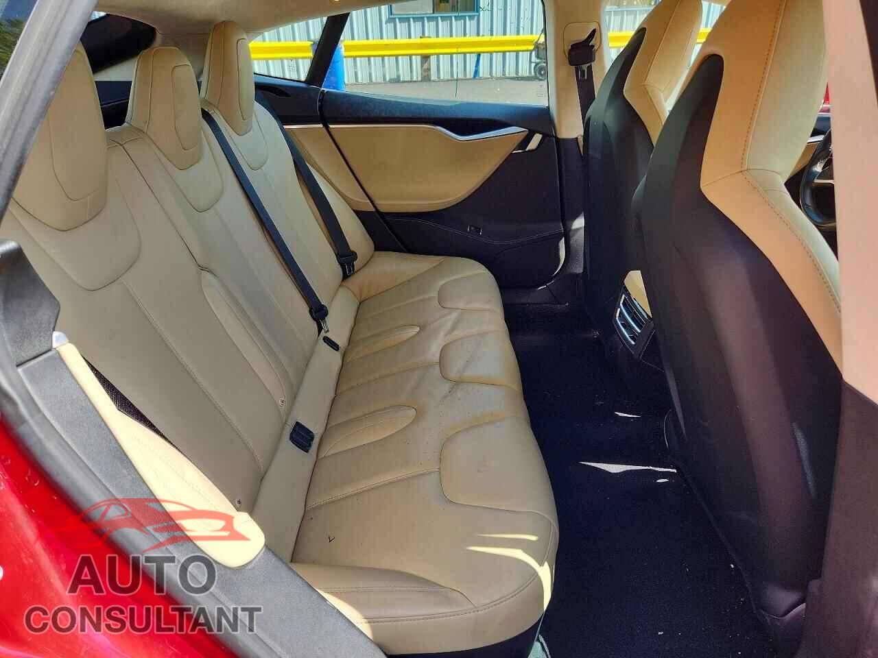 TESLA MODEL S 2015 - 5YJSA1H28FFP78655