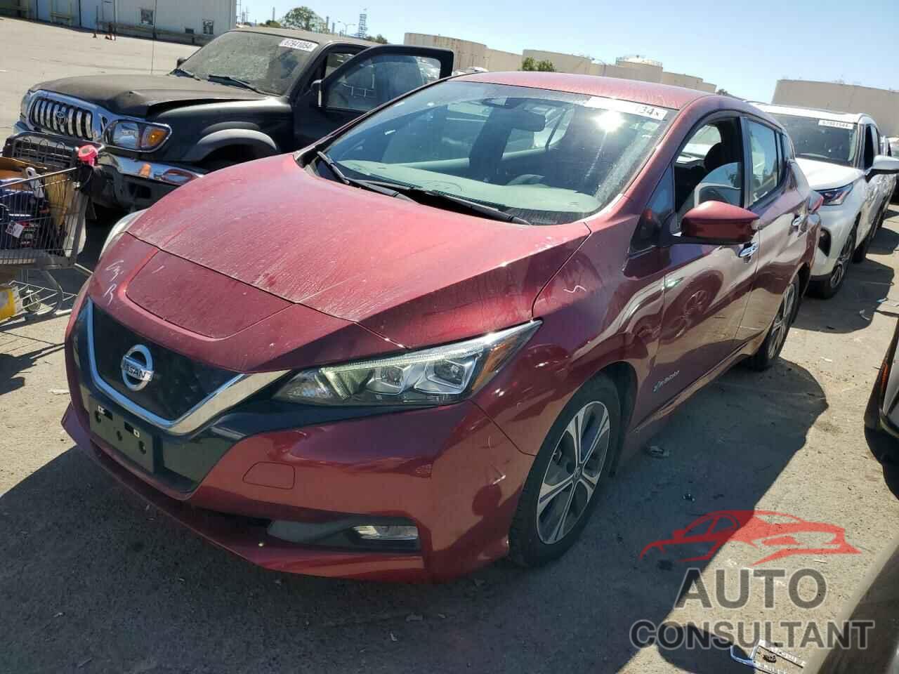 NISSAN LEAF 2018 - 1N4AZ1CP4JC307783