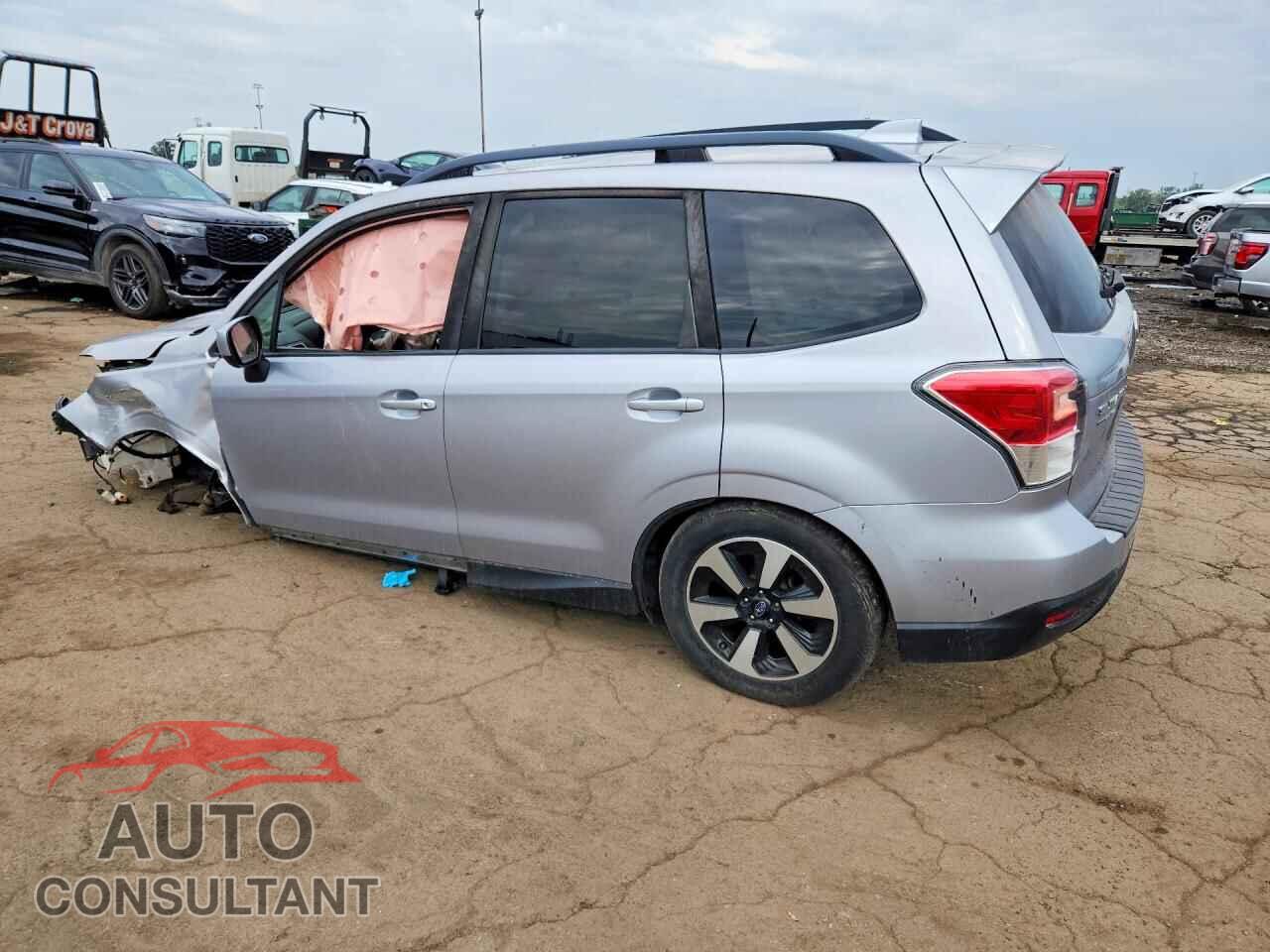 SUBARU FORESTER 2017 - JF2SJAEC3HH477860