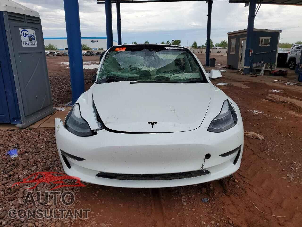 TESLA MODEL 3 2023 - 5YJ3E1EA5PF488721
