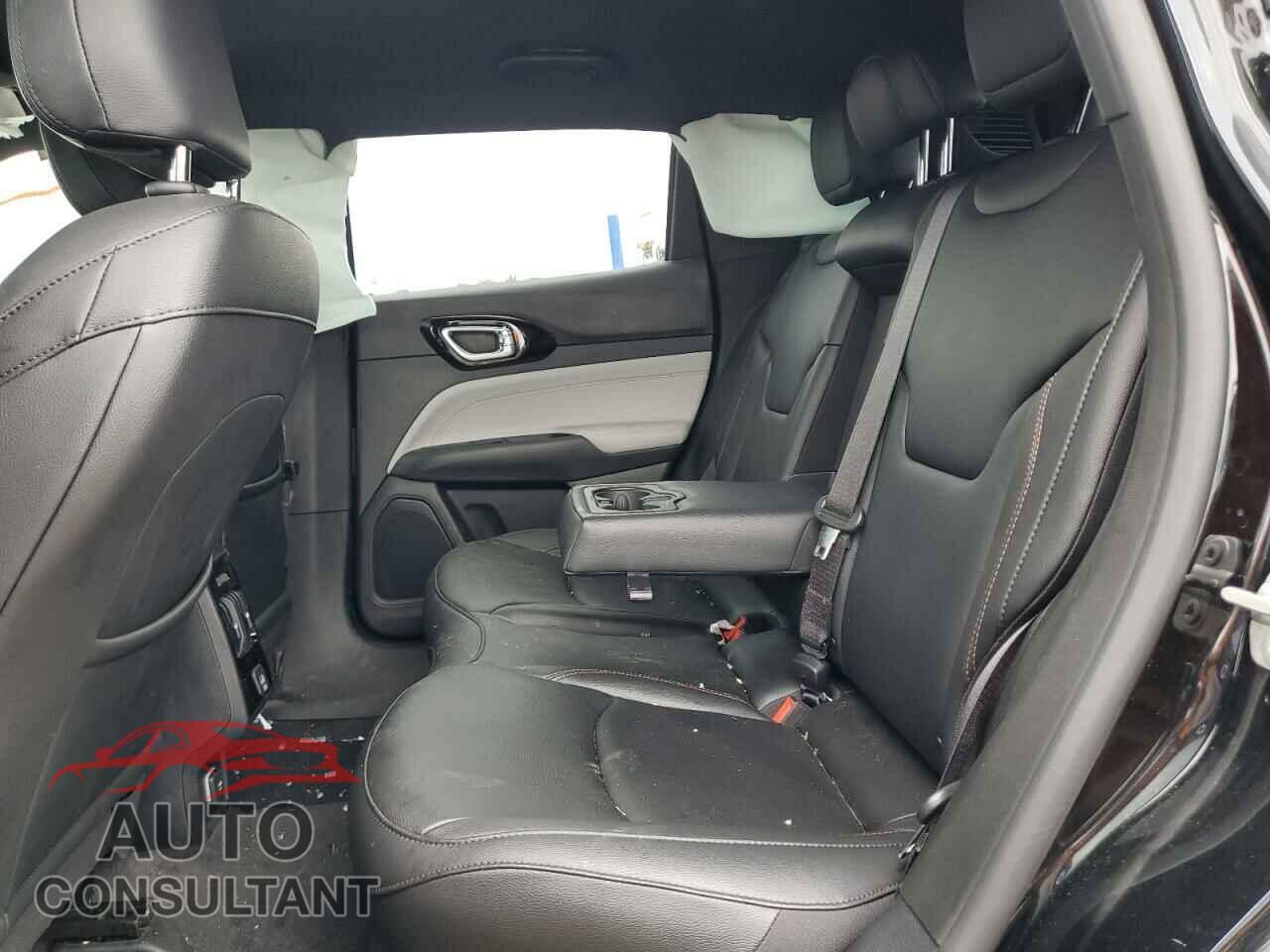 JEEP COMPASS 2024 - 3C4NJDCN7RT590215