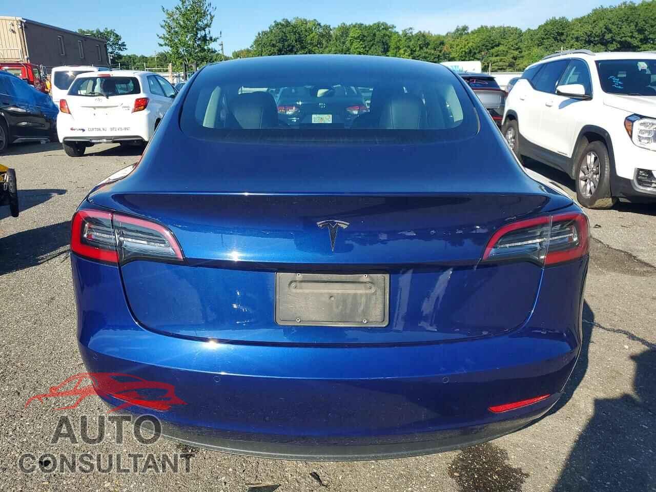 TESLA MODEL 3 2022 - 5YJ3E1EA2NF369831
