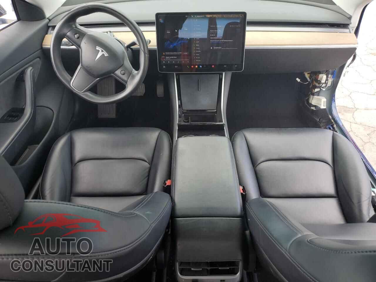 TESLA MODEL 3 2018 - 5YJ3E1EA8JF030887