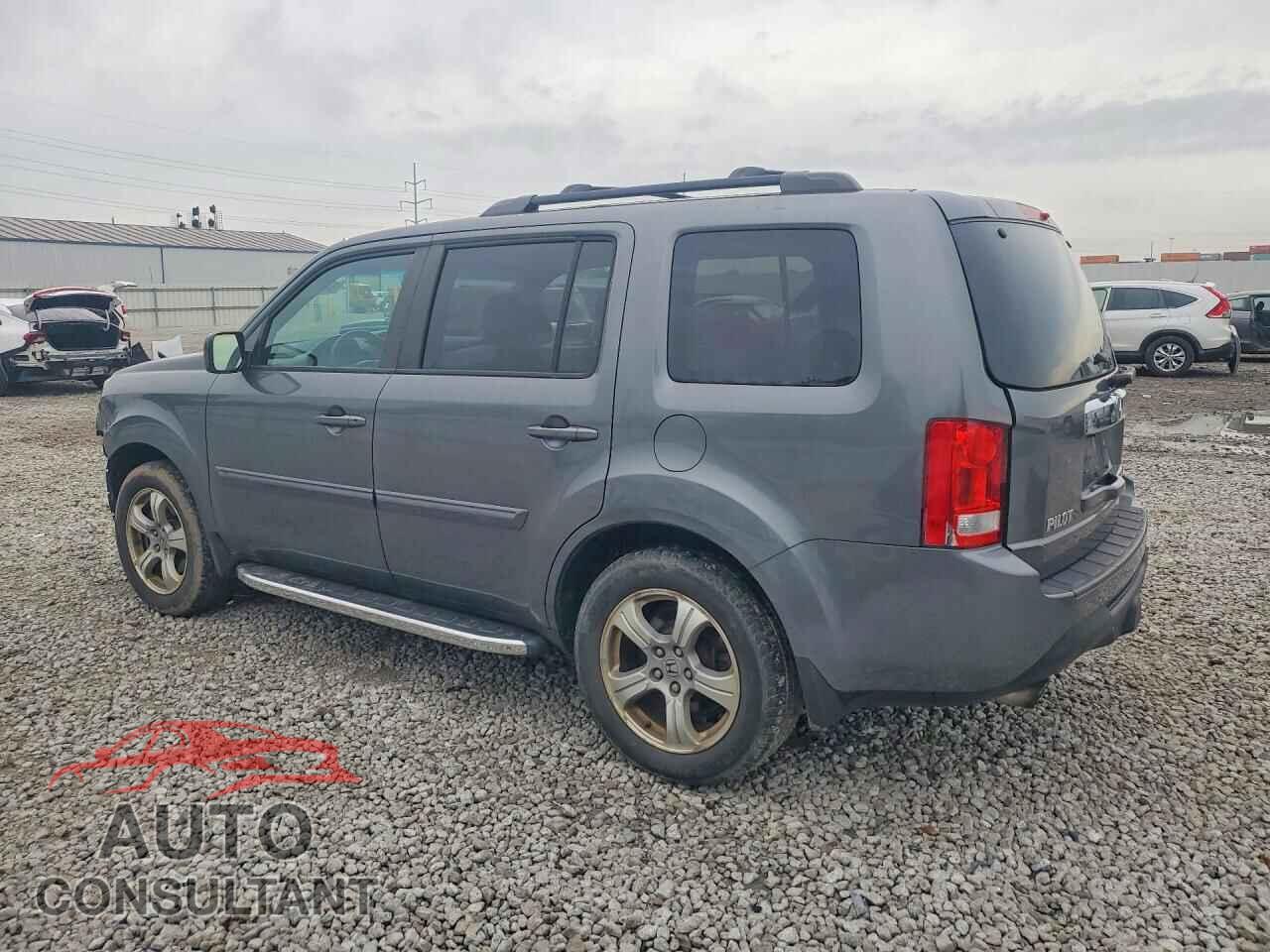 HONDA PILOT 2013 - 5FNYF4H47DB003176