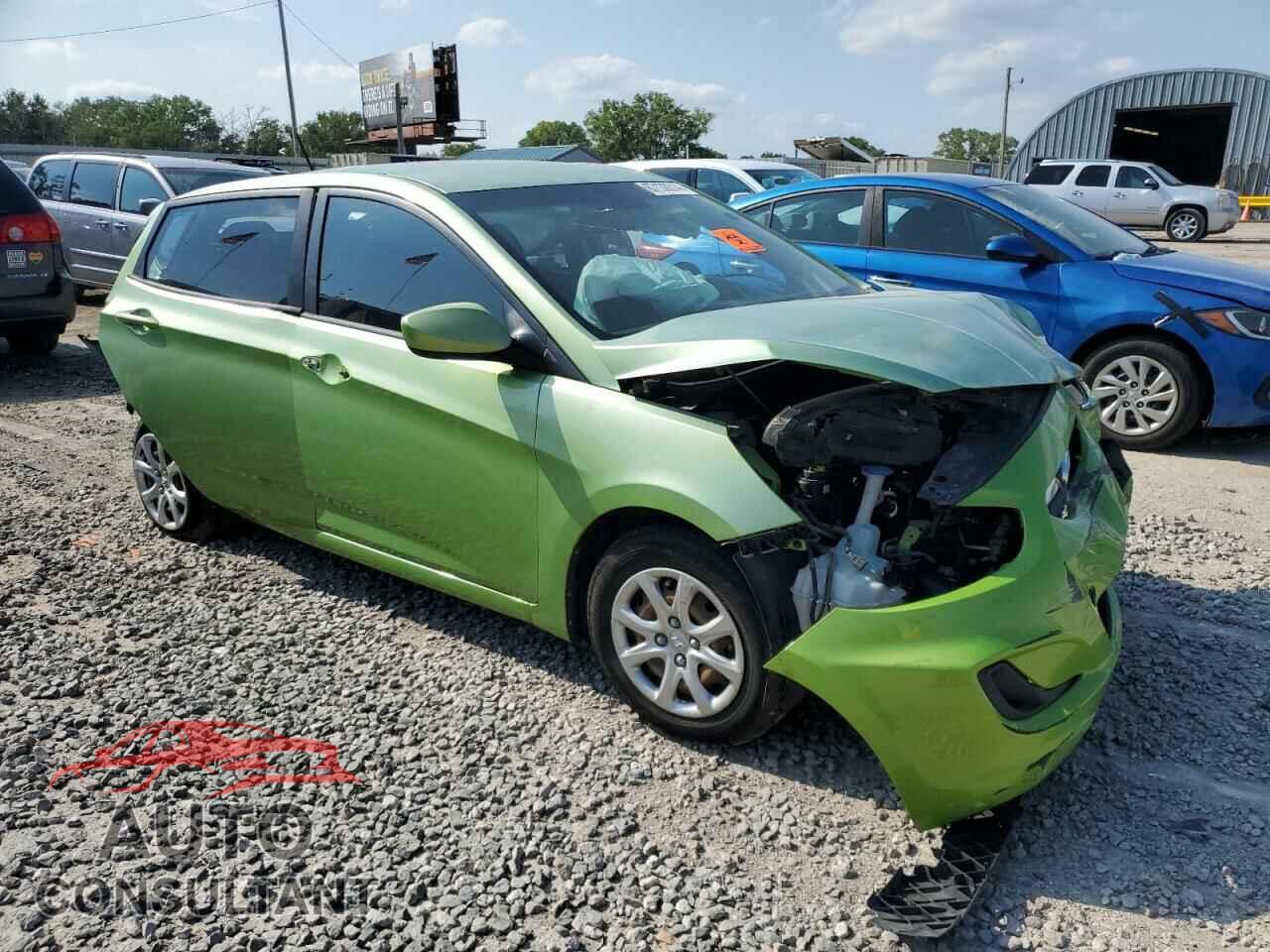 HYUNDAI ACCENT 2012 - KMHCT5AEXCU020647