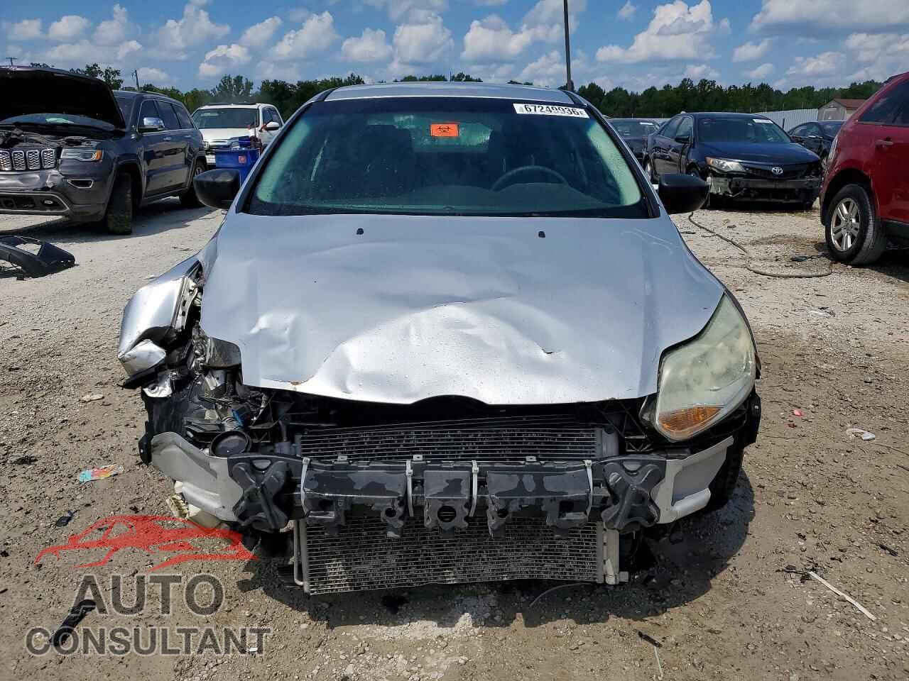 FORD FOCUS 2012 - 1FAHP3E25CL327769