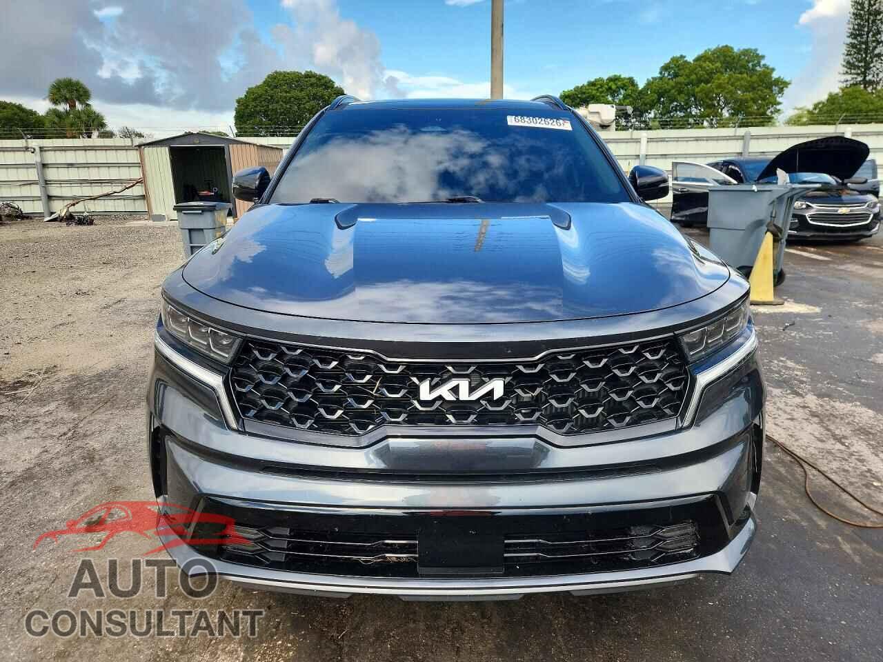KIA SORENTO 2023 - 5XYRK4LFXPG232103