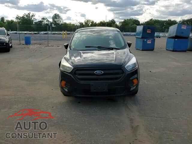 FORD ESCAPE 2017 - 1FMCU0F70HUC10975